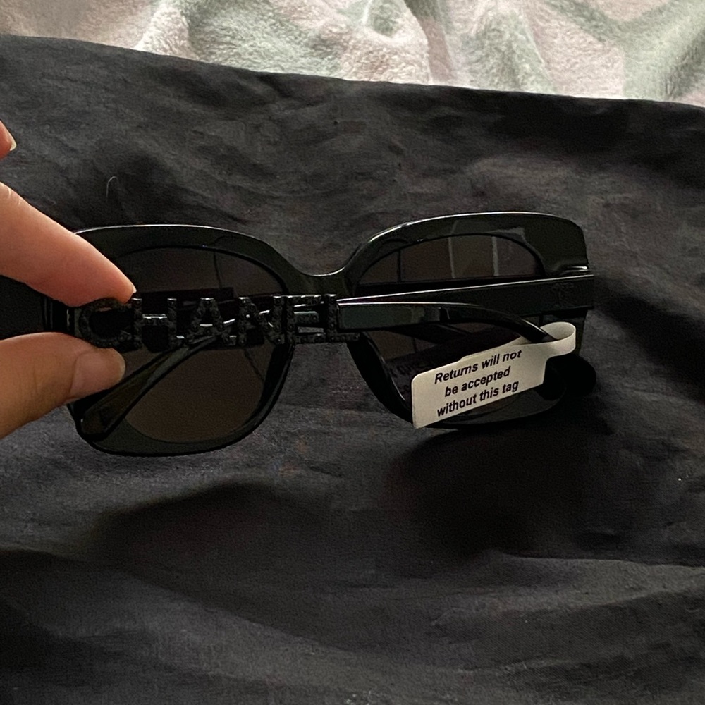 Chanel square sunglasses - Picture 4 of 12